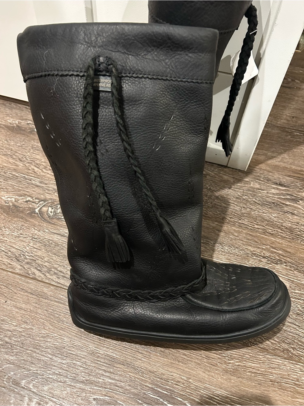 Womens Black Braided Leather Mid-Calf Heeled Boot